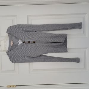 Kohl's Grey button up long sleeve